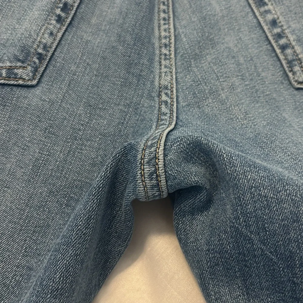 J Crew Flex straight blue jeans SZ 32 X30 light wash stretchy casual wear comfy - Picture 13 of 15